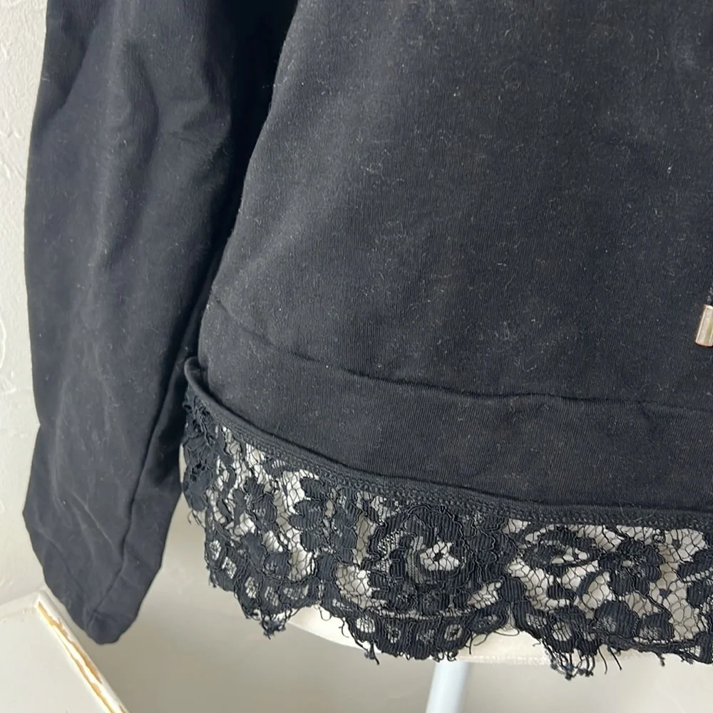 Chic Pearl Hoodie - Picture 3 of 3